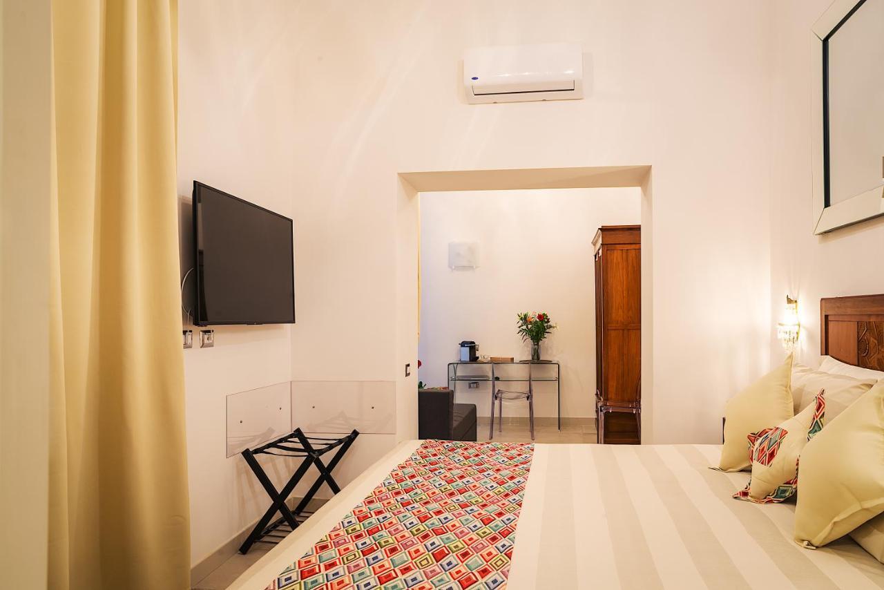 Waterfront Suites Cagliari Eksteriør billede